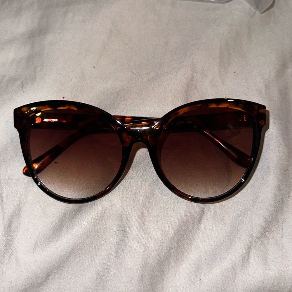 Fashion sunglasses